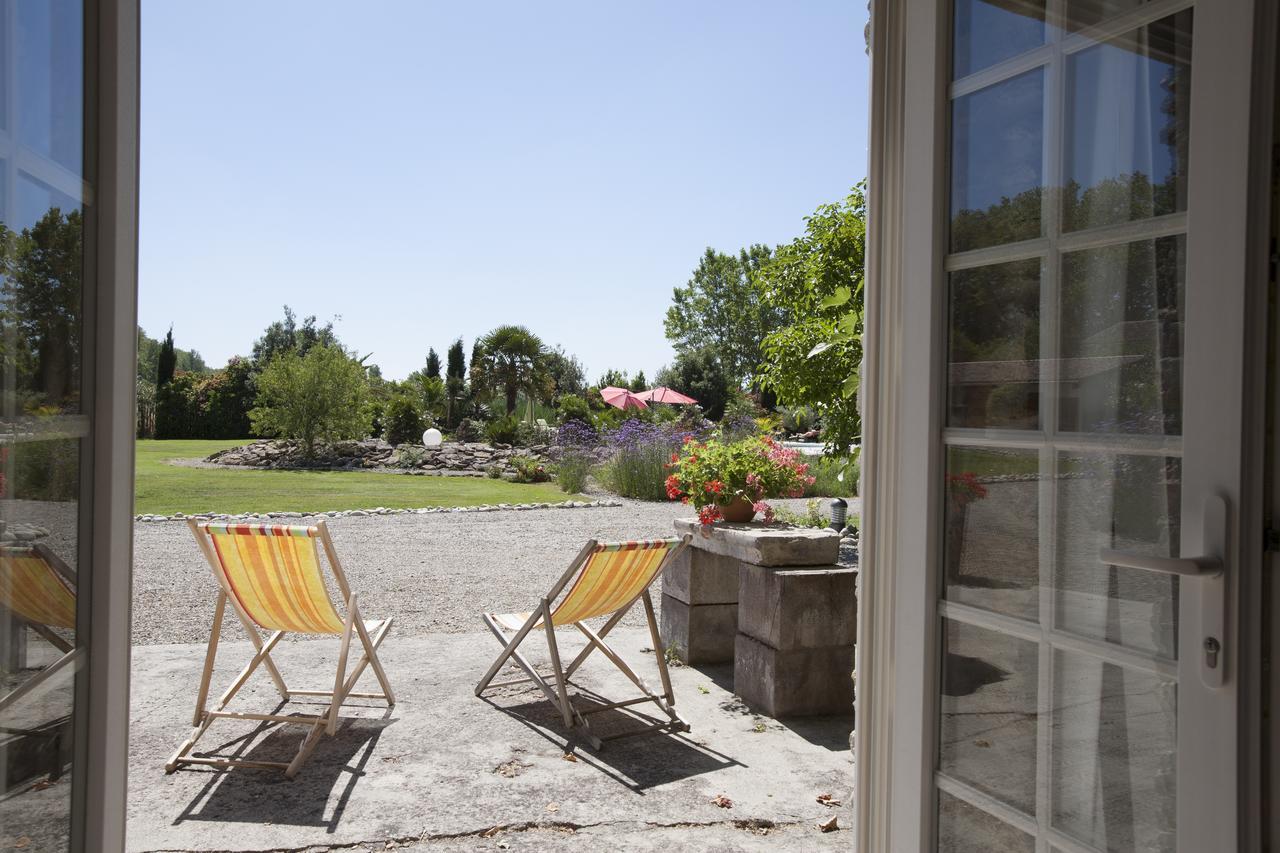 Domaine Les Magasins Bed & Breakfast Bram Phòng bức ảnh